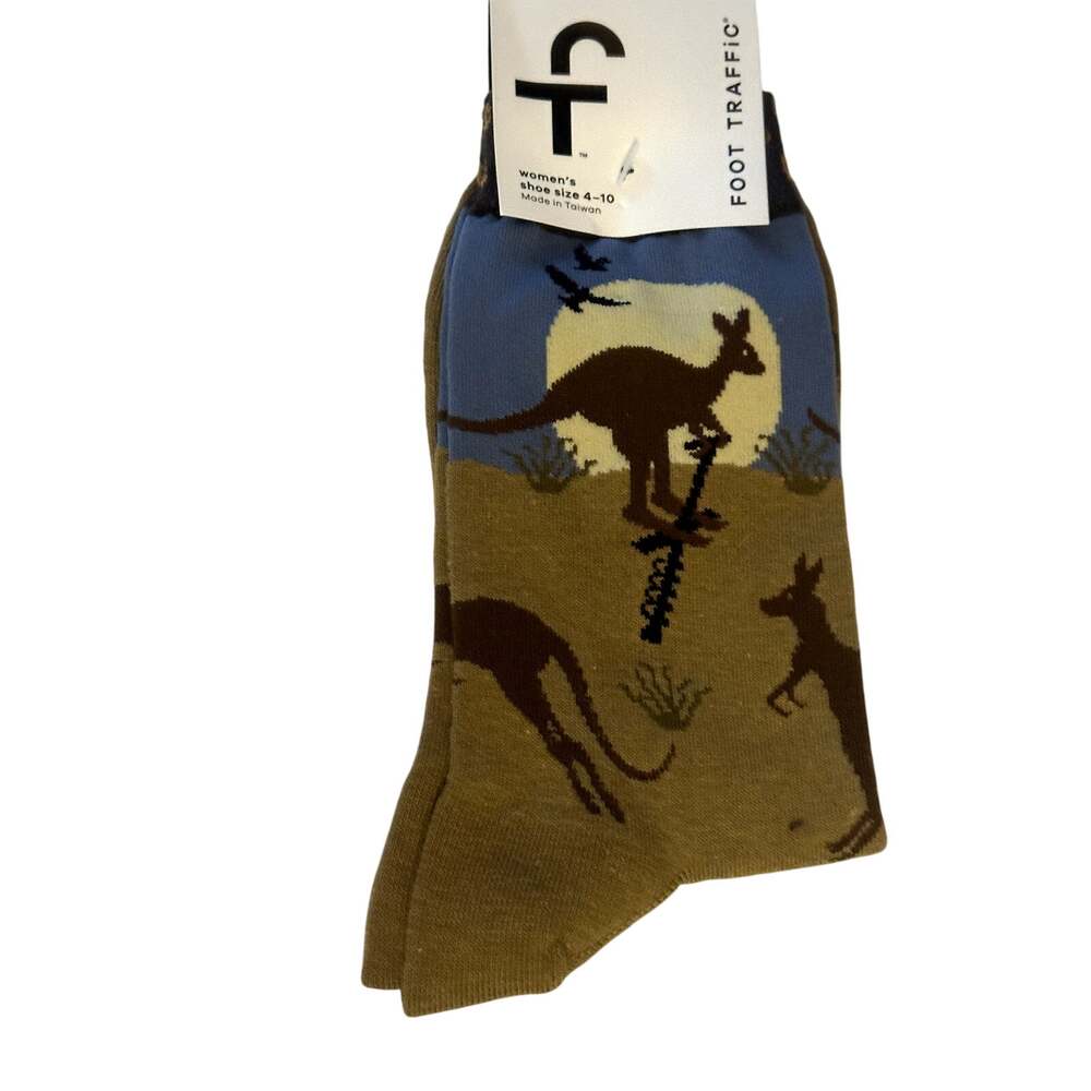 Foot Traffic Kangaroo Crew Socks Size 4-10 NEW